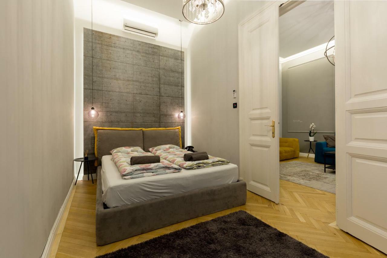 Luxury Twin 1-Bedroom In Kazinczy Street Budapest Exterior photo